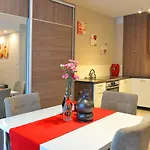 Apartment Bm'kruk *